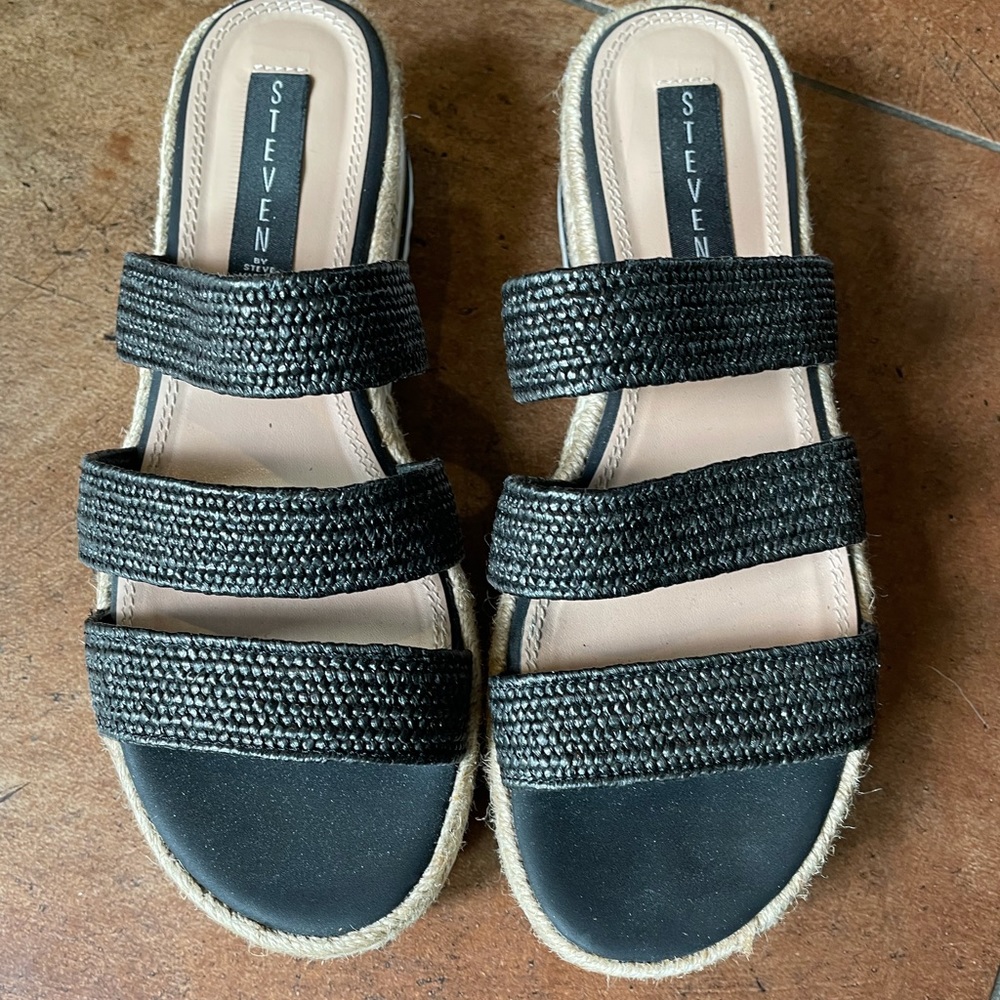 Sandals!  Be ready for your winter getaway!